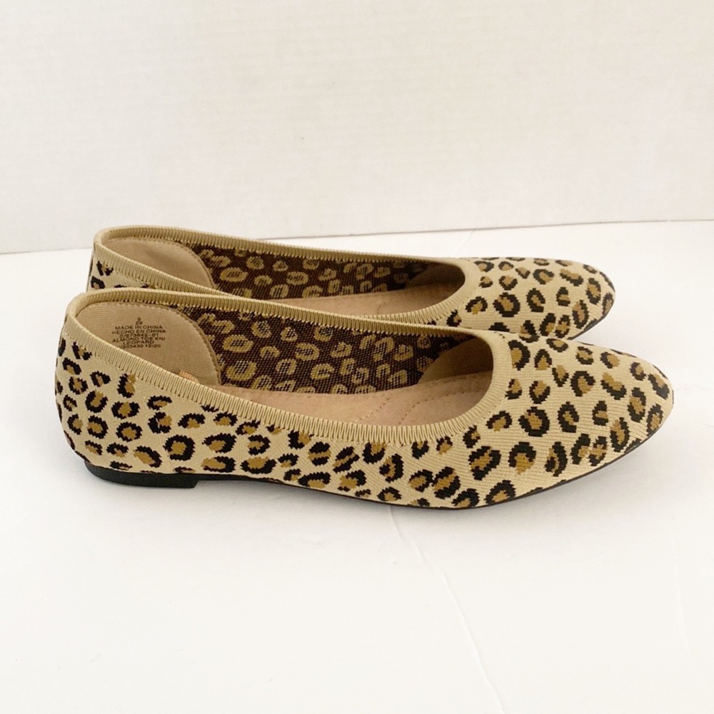 Old Navy | Almond Toe Knit Leopard Flats - Picture 4 of 8